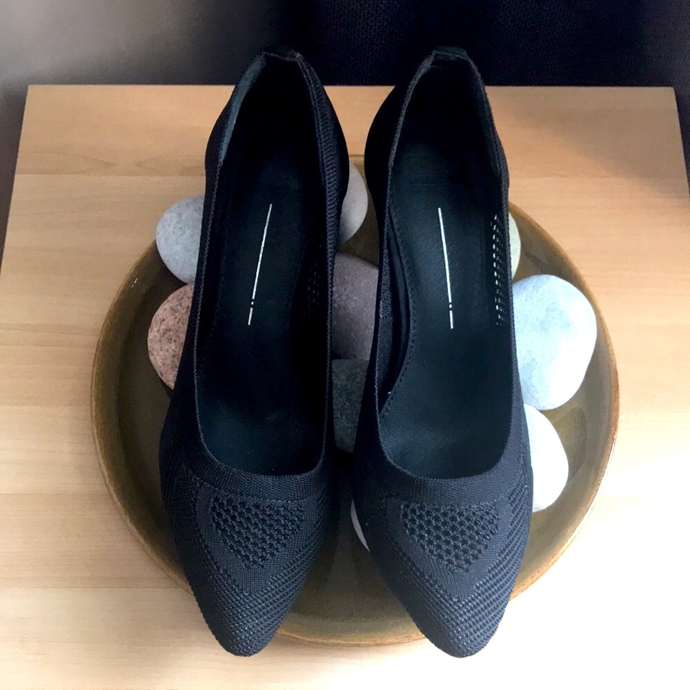 2/25$ NWOT High Heels